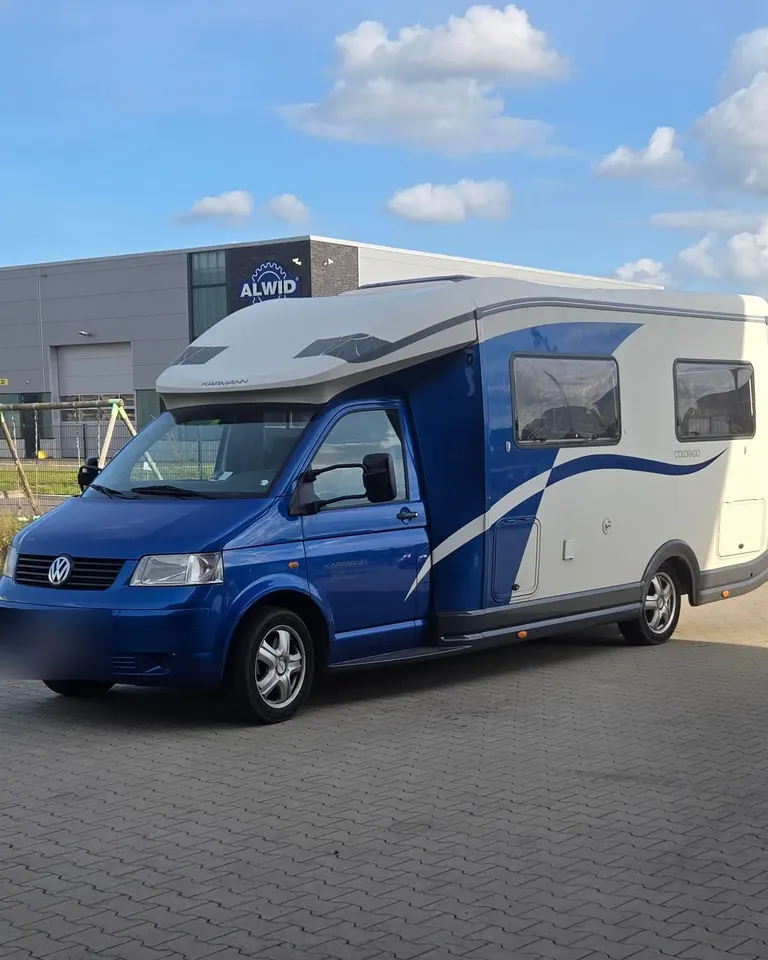 Kompaktes Reisemobil auf VW-Bus-Basis